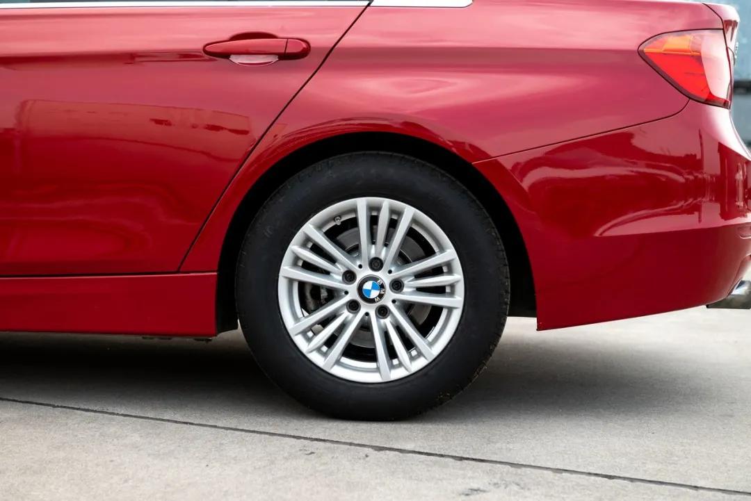 新款宝马320li运动值不值得买,用a级的价格拥有一台bba车型