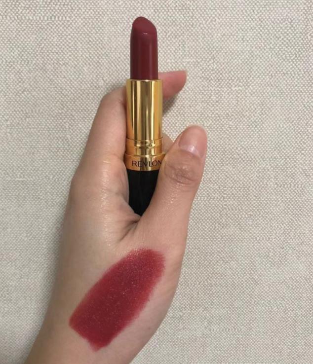 高颜值口红豆沙色,高颜值显白滋润口红