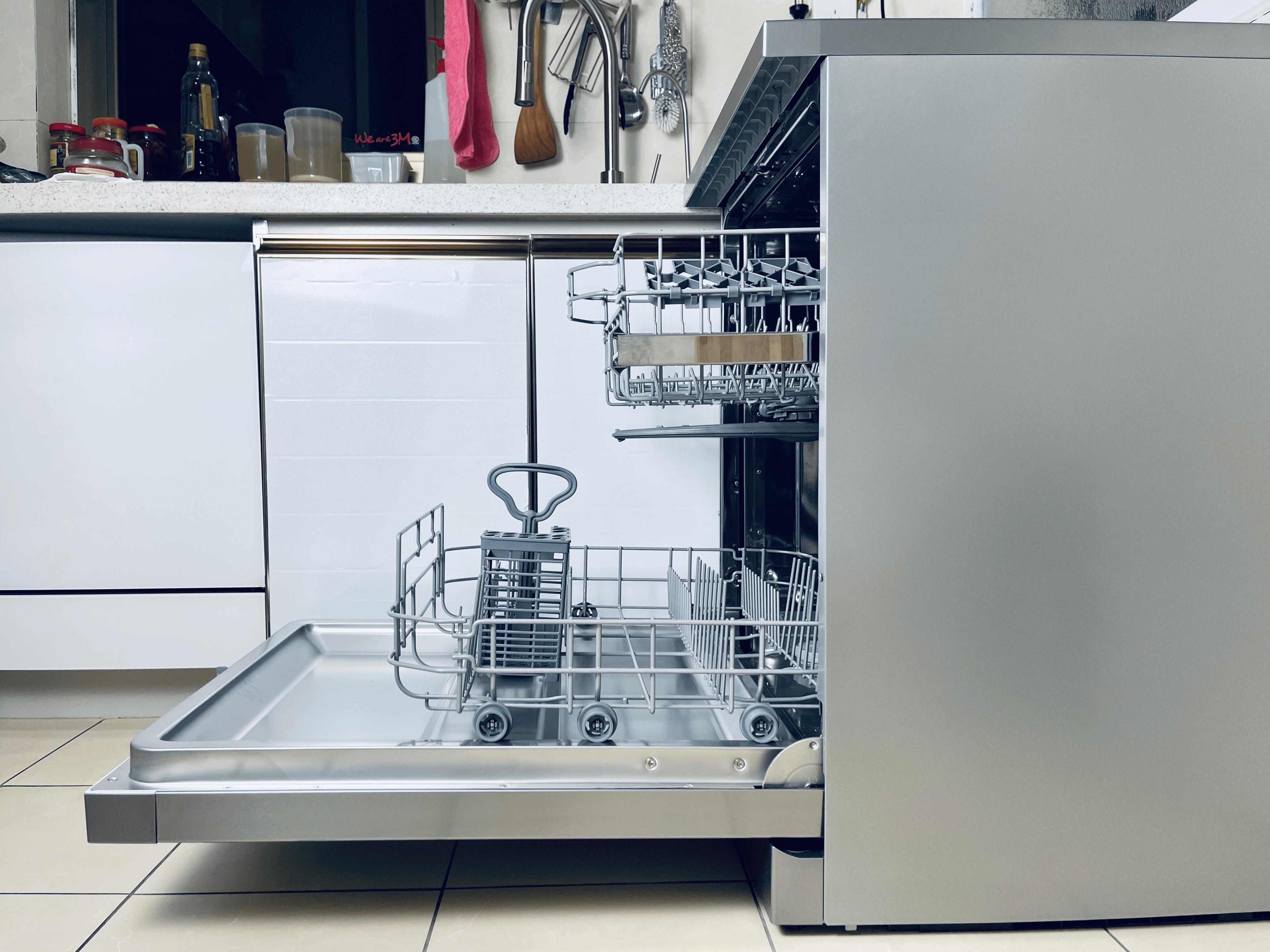 洗碗机怎么选择是最合适的,洗碗机选购攻略