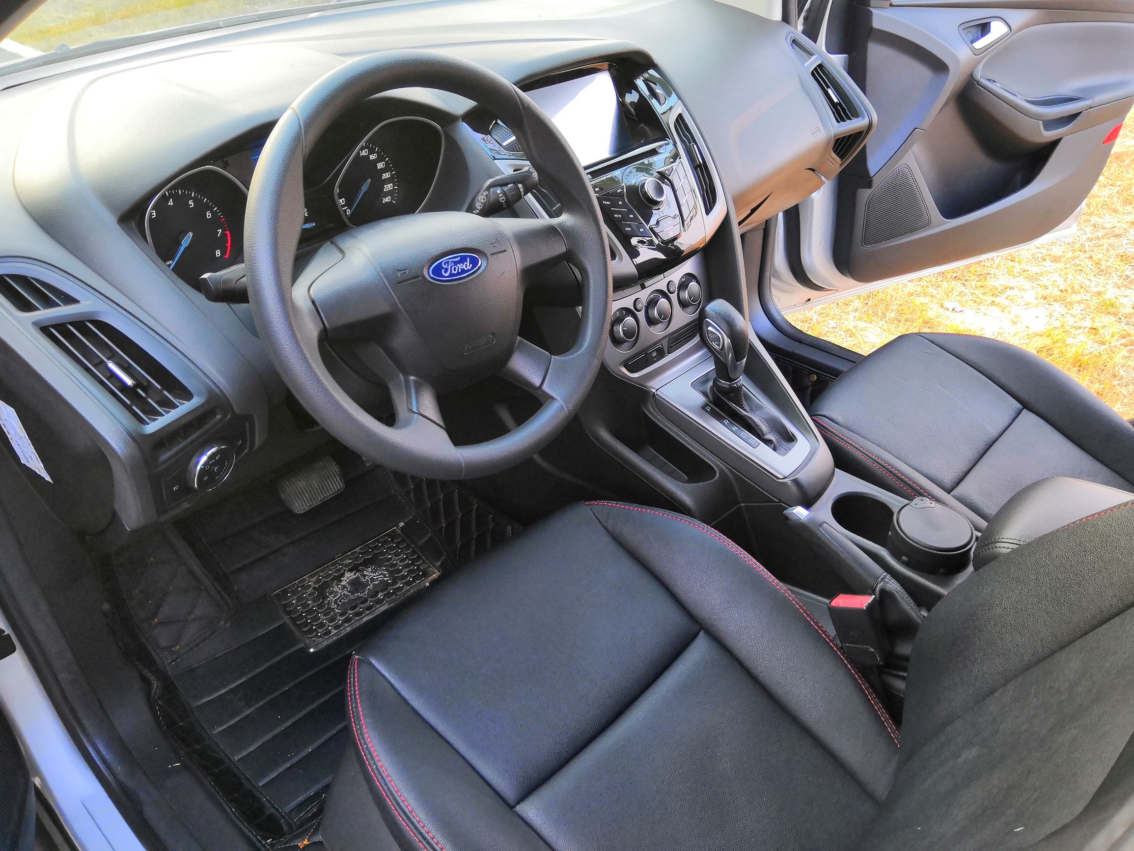 五万左右二手车买什么车舒适,五万以下二手车买什么车外观好看