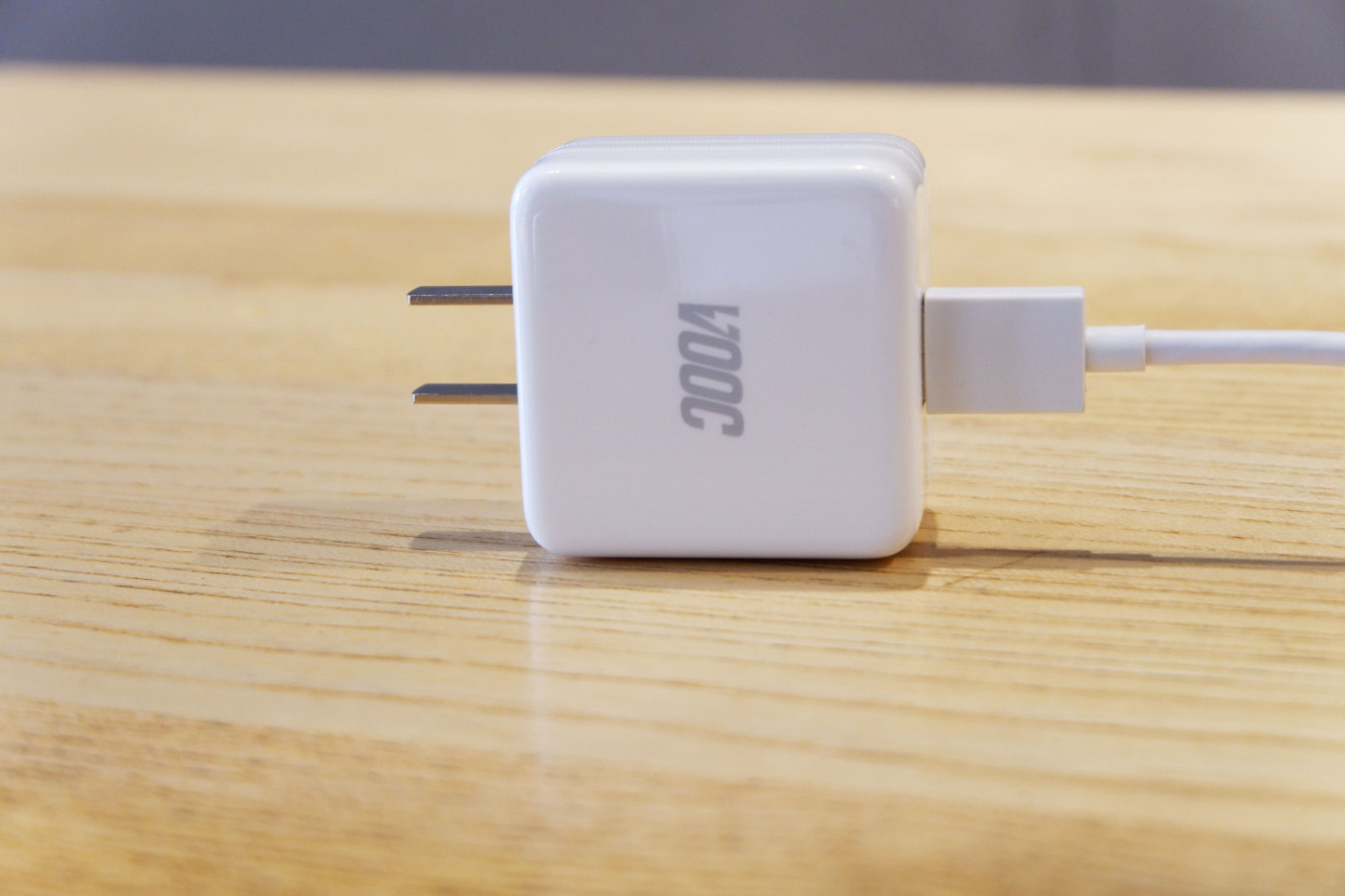 realmex青春版和x参数,realmex发布价是多少