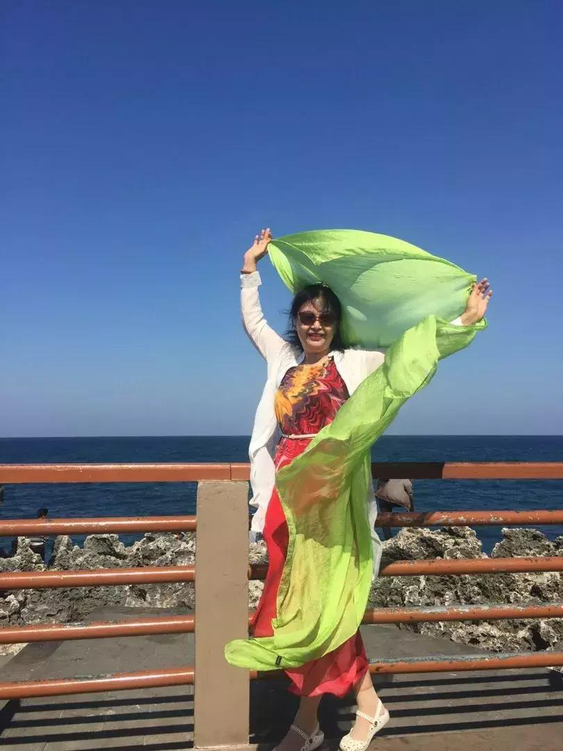 澶у鍑洪棬鏃呮父鎷嶇収濮垮娍鍚堣緫,涓浗澶у澶栧嚭鏃呮父