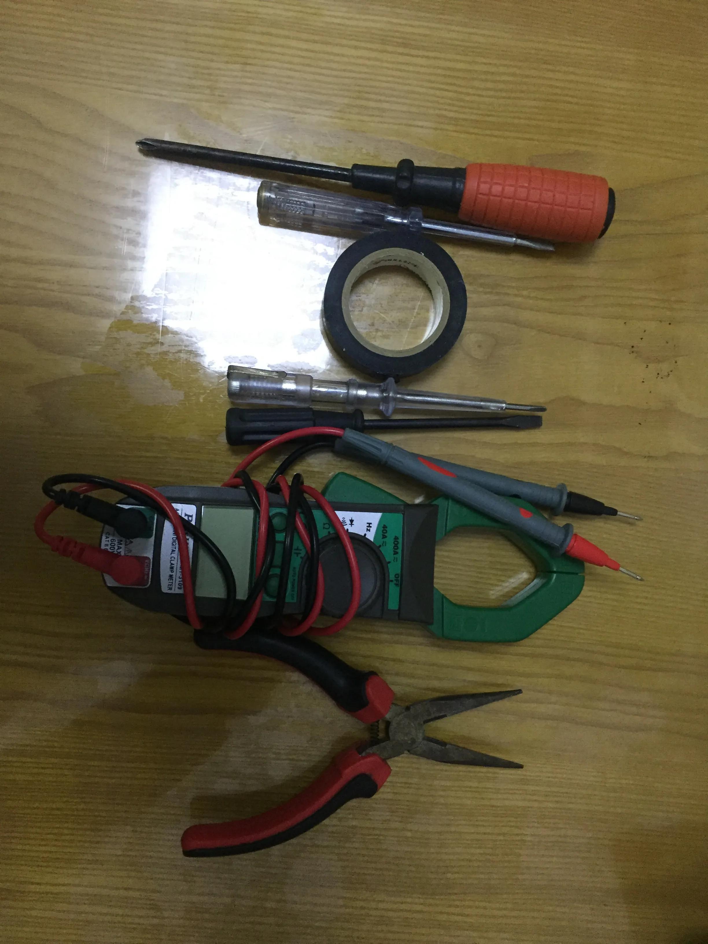 电气工程师如何解决家里线路短路跳闸？