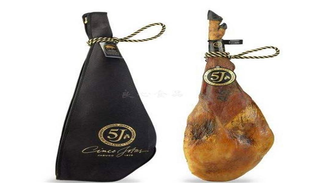 小哥试吃世界上最贵的火腿，一口下去就好几百，这价格堪比房价