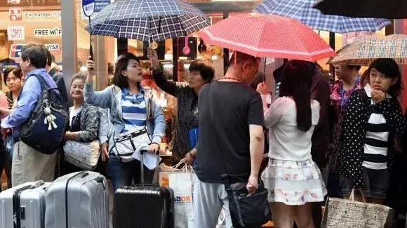 在日本的中国人，都靠什么活下来？