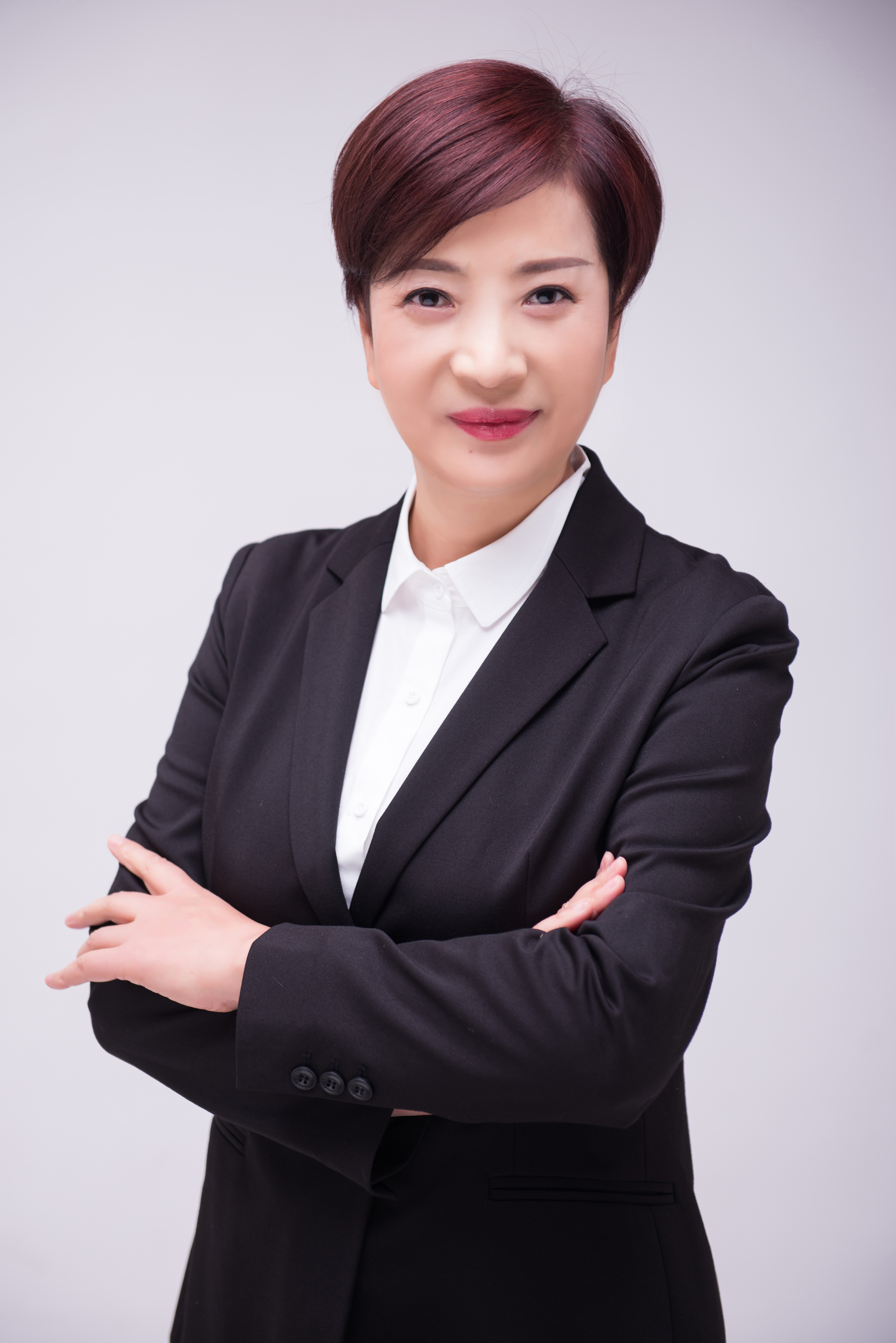 雪豹日化李秋雁多大,雪豹日化李秋雁简历