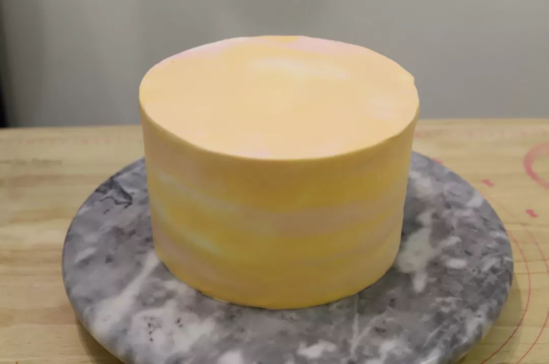 奶油鲜花蛋糕图片,鲜花奶油生日蛋糕