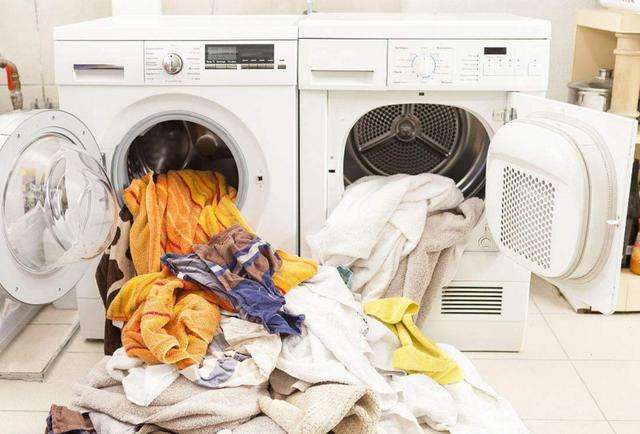 衣服如何洗不串色呀,衣服怎么洗也洗不干净怎么办