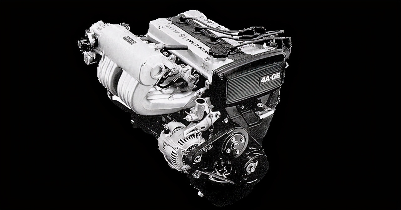 丰田ae86秋名山高燃,丰田ae86秋名山飙车视频