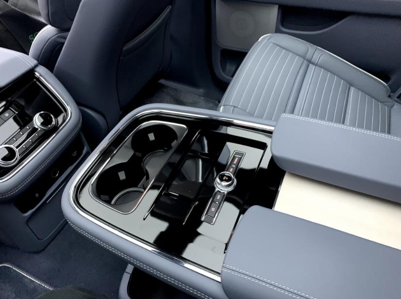 百万大林肯七座suv车型价格,新款林肯领航员值不值得买