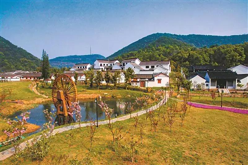 新区附近的旅游景点推荐,新区旅游攻略必去十大景点