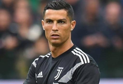 象征体坛腐败?C罗因性侵事件遭美媒抨击,美女足前锋却力挺总裁