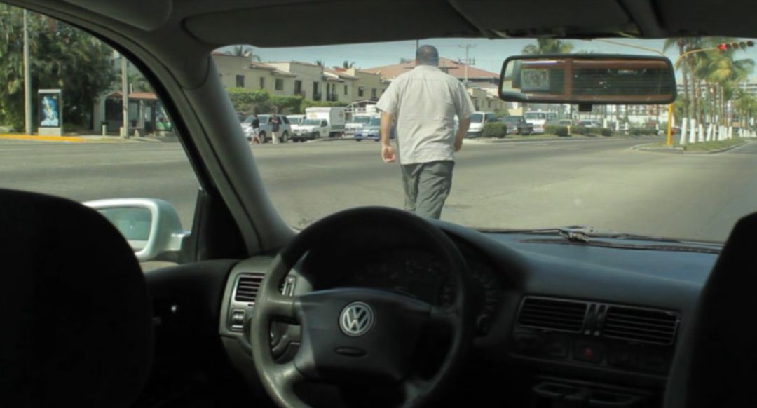 X爱视频被传遍全校之后，她上学如同下地狱。