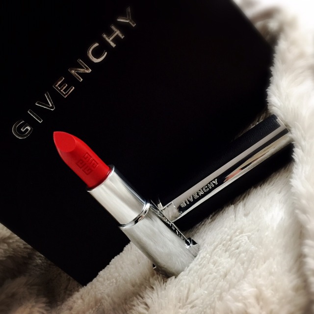 不知道给女生朋友送什么吗？那就送这几款口红吧