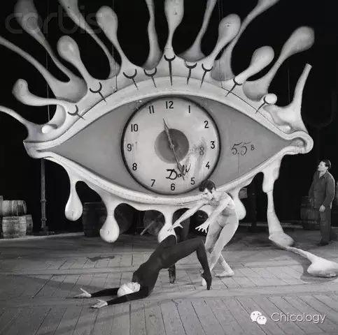 活在梦境的现实世界,梦境才是现实世界