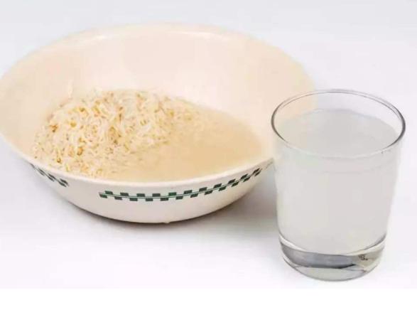 养花浇淘米水和啤酒好吗,啤酒养花好还是雪碧养花好