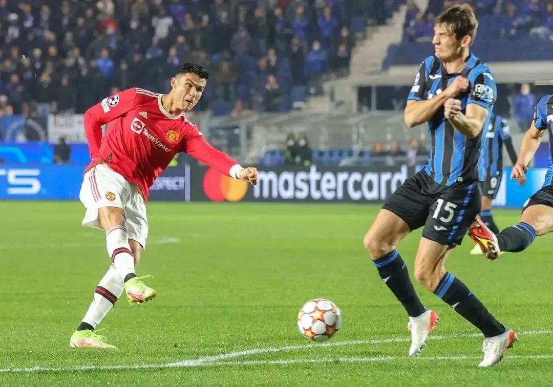 曼城4-1曼联c罗有吗,曼城8:0狂虐沃特福德