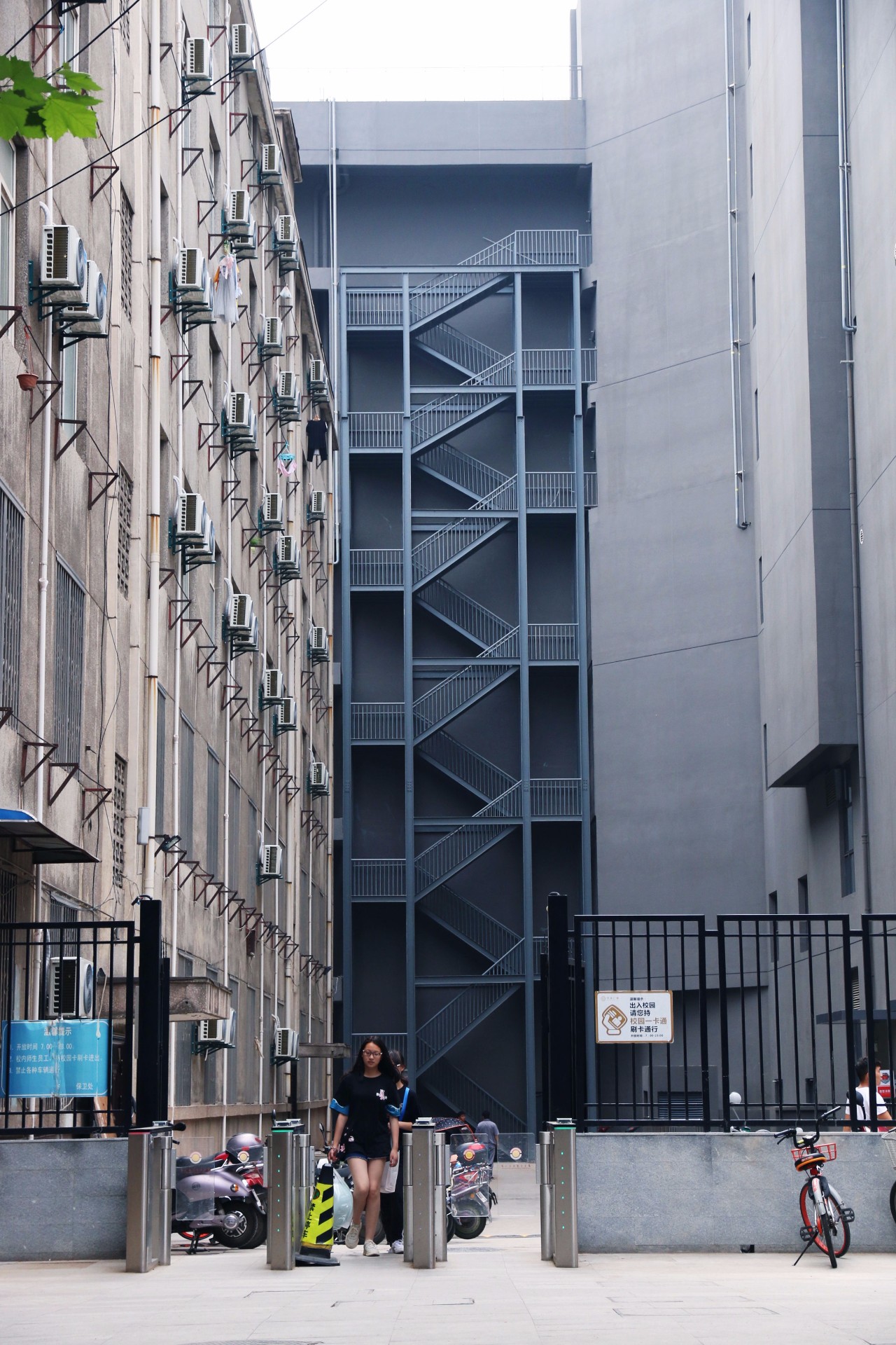 西安最被低估的大学西安工业大学,西安建筑科技大学实力怎么样