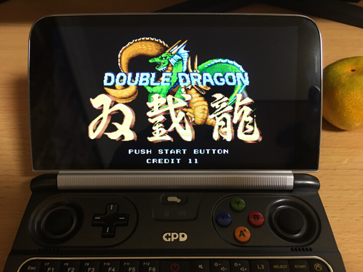 256G固态性能不虚小米，6寸掌机手感不输黑莓，游戏7天真实体验