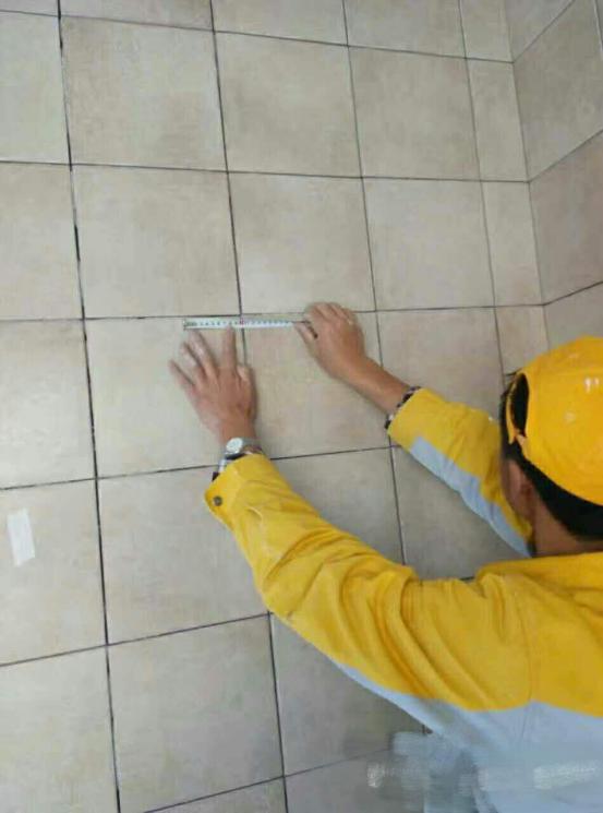 瓷砖美缝的最佳施工方法,美缝120平一个人施工需要多少时间