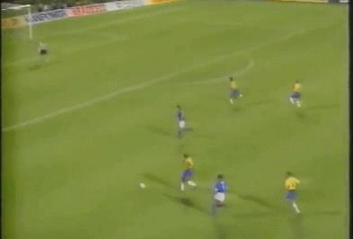 罗纳尔多意甲经典,罗纳尔多意甲15个过人