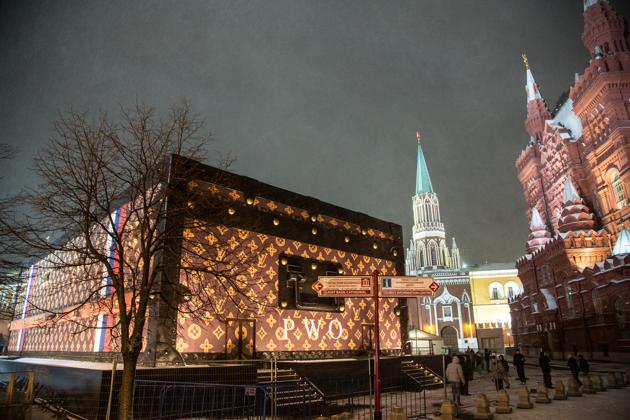 lv和bv哪个高档,lv和bv哪个档次高女包