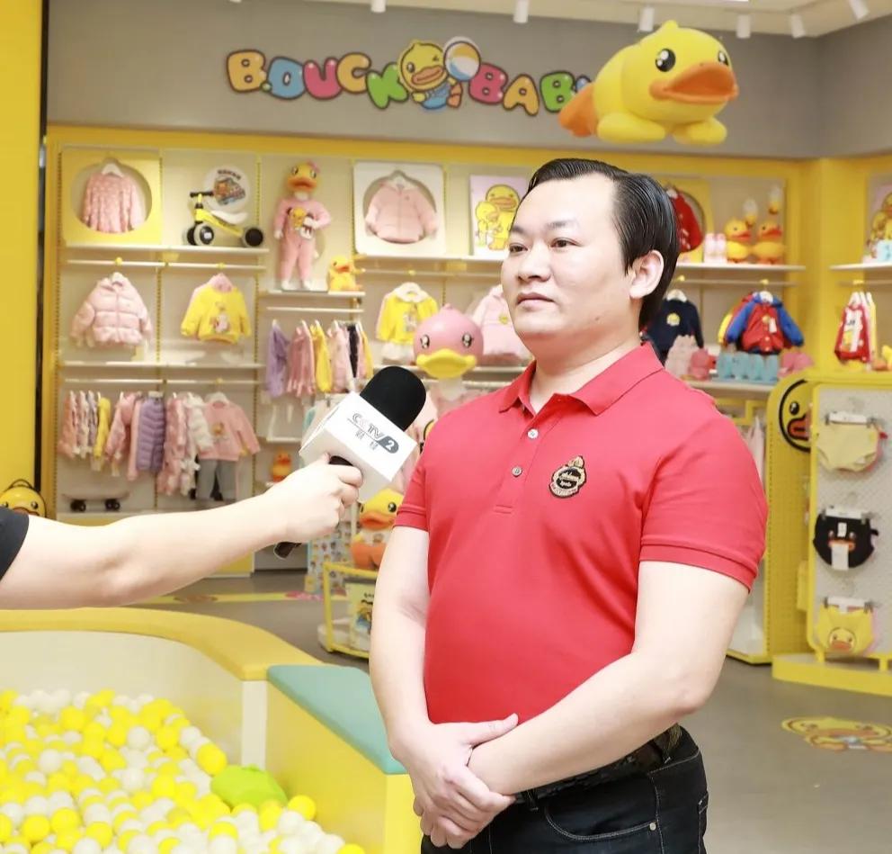 中央电视台CCTV-2正点财经走进利讯集团,对话黄火明先生