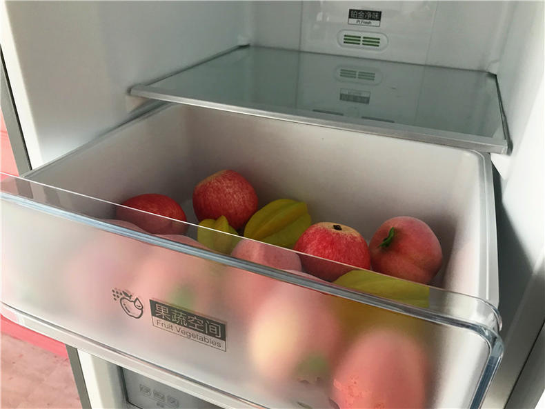 小天鹅冰箱美的冰箱哪个好,小天鹅冰箱净味系统