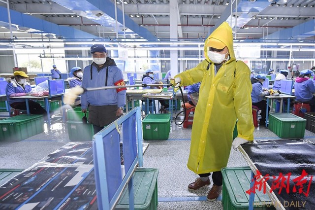 疫情防控织密防控网,织密社区防护网筑牢疫情防控墙