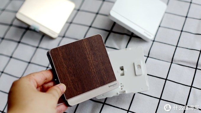 施耐德小夜灯智能感应灯插座,施耐德绎尚带夜灯