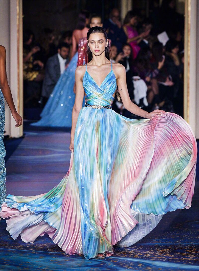 刘亦菲走红毯穿的礼服 (刘亦菲结婚了吗2017)