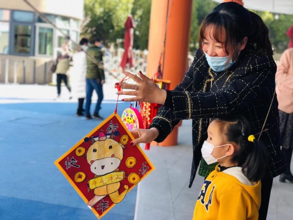 小牛迎新年,小牛新年祝福