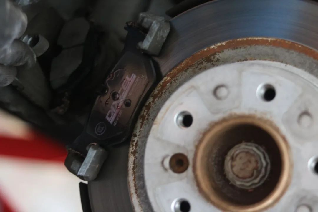 修复二手宝马e90,06宝马e90翻新全过程