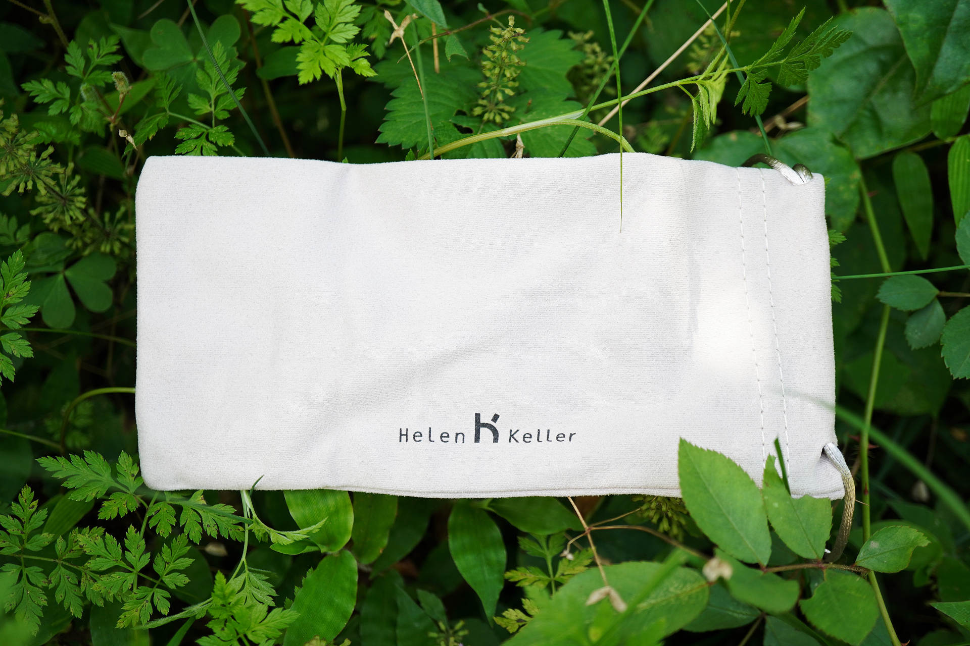 听歌打电话的眼镜,海伦凯勒眼镜偏光防紫外线墨镜