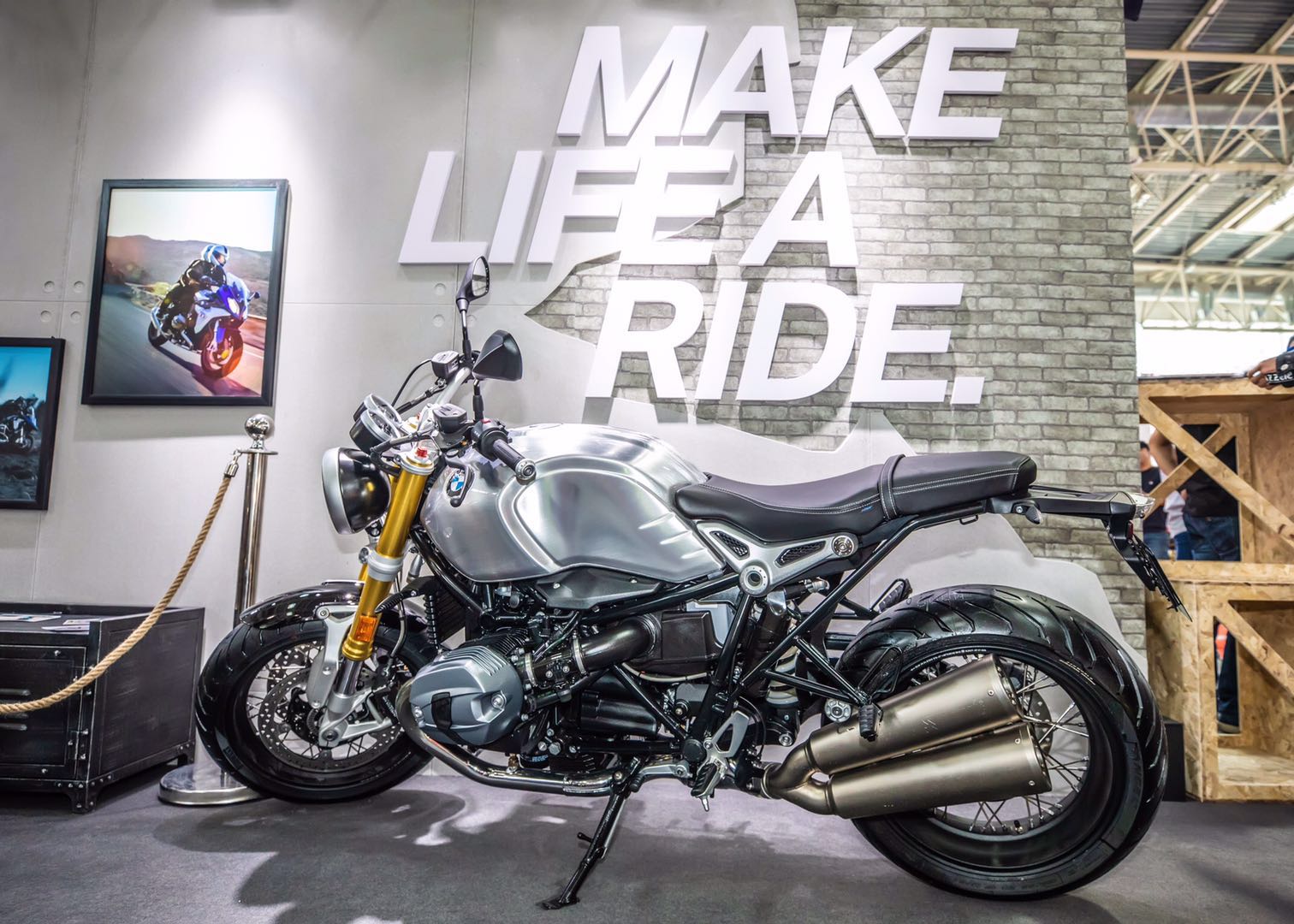 bmw最新概念摩托车,bmw摩托车北京车展