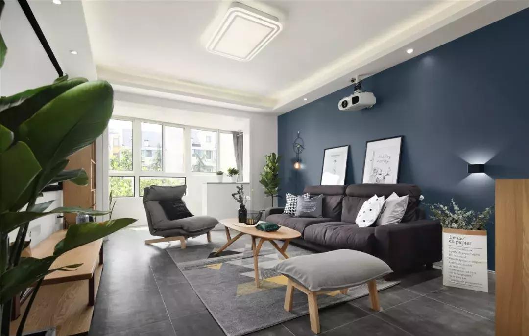 房子装修花再多钱,客厅还是沙发+茶几+电视柜,这样装修好看实用