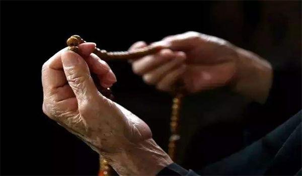 义存禅师一句风趣话，让玄机顿时开悟，从此“心无挂碍”