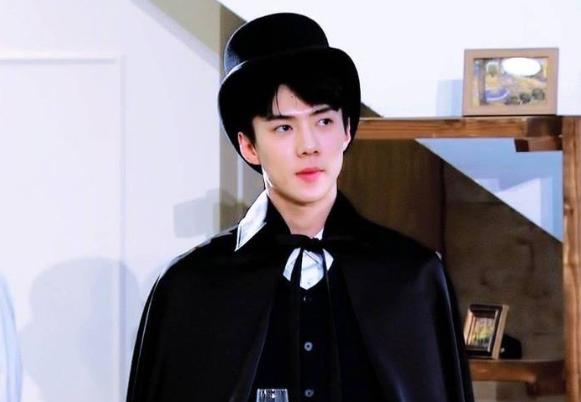 全是有关EXO的干货，请粉丝接收好这份清单，爱丽专属的过年礼物