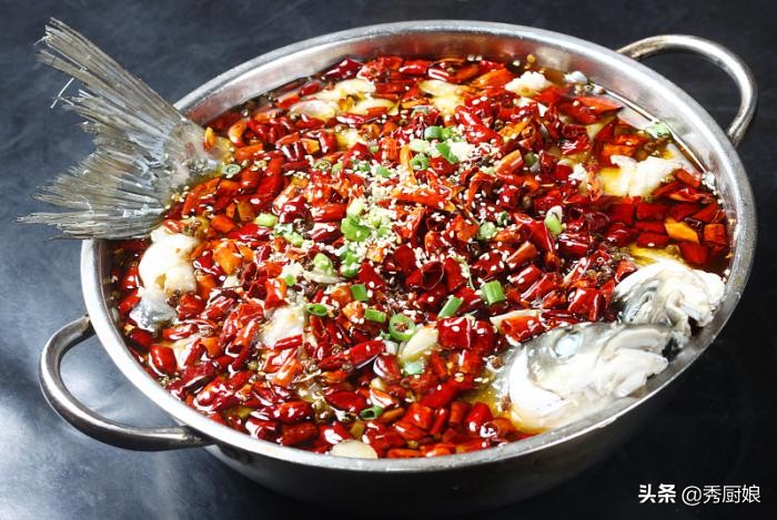 年夜饭鱼简单易学,年夜饭做什么鱼有什么讲究