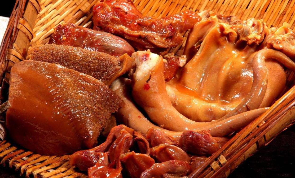 猪头肉半个和整个的区别,猪头肉为什么有的脆有的烂