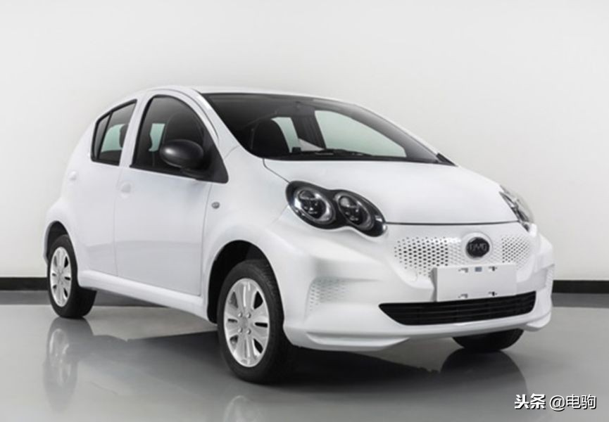 比亚迪f0是微型车吗,f0比亚迪4万元最好小型车