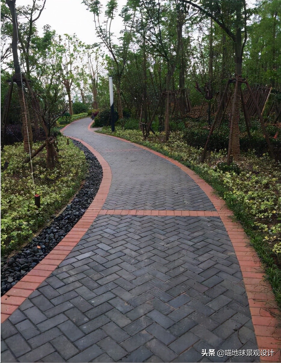 别墅庭院地面透水混凝土,别墅庭院地面铺装材料