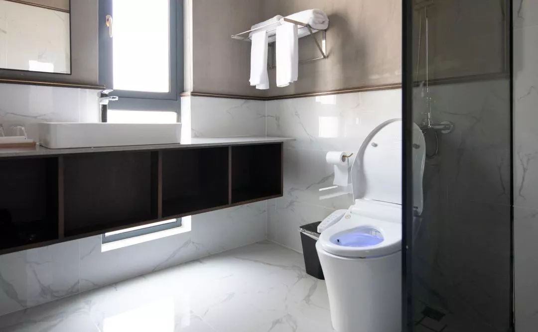 水电站值班,在水电站值班