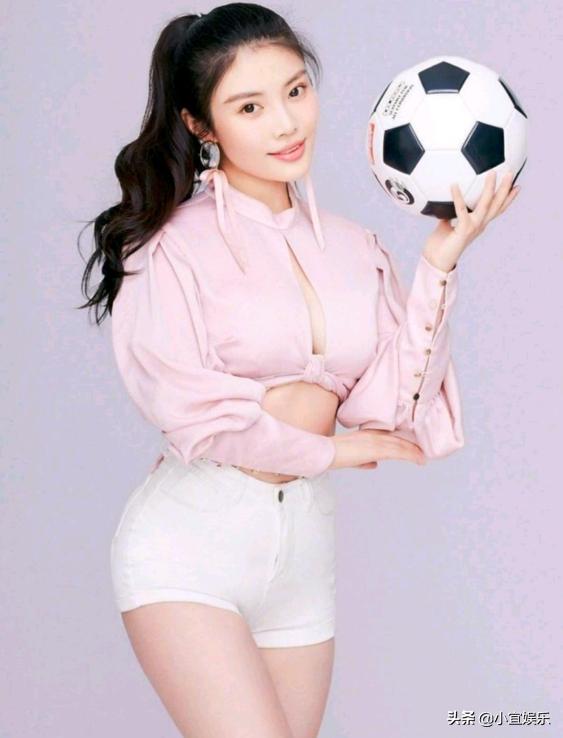 2011年徐冬冬一组足球宝贝的照片,足球宝贝徐冬冬近照