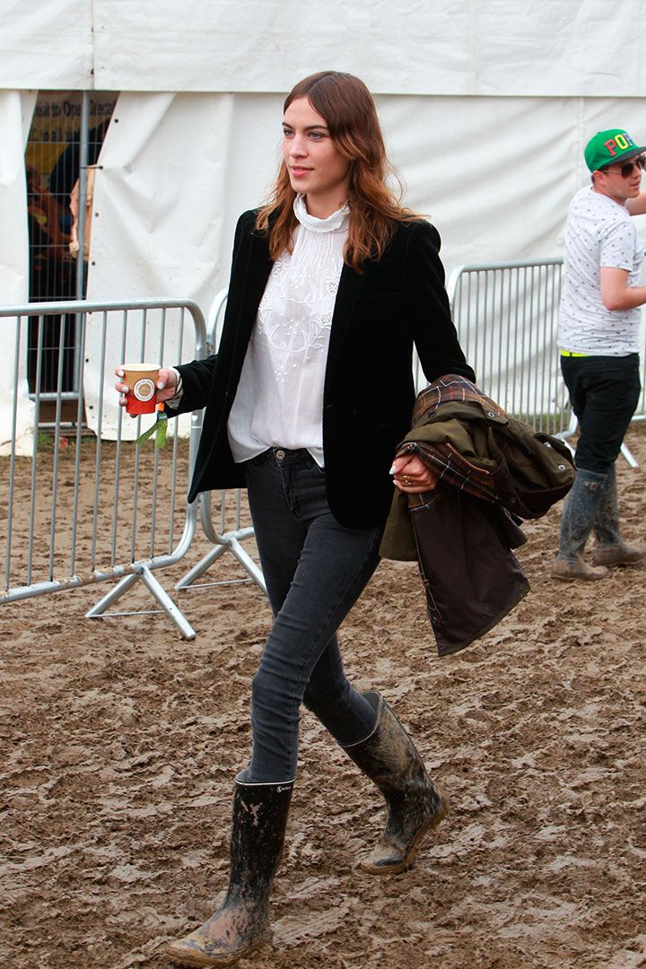 小猪佩奇踩水坑优秀案例,踩水坑小猪佩奇完整版