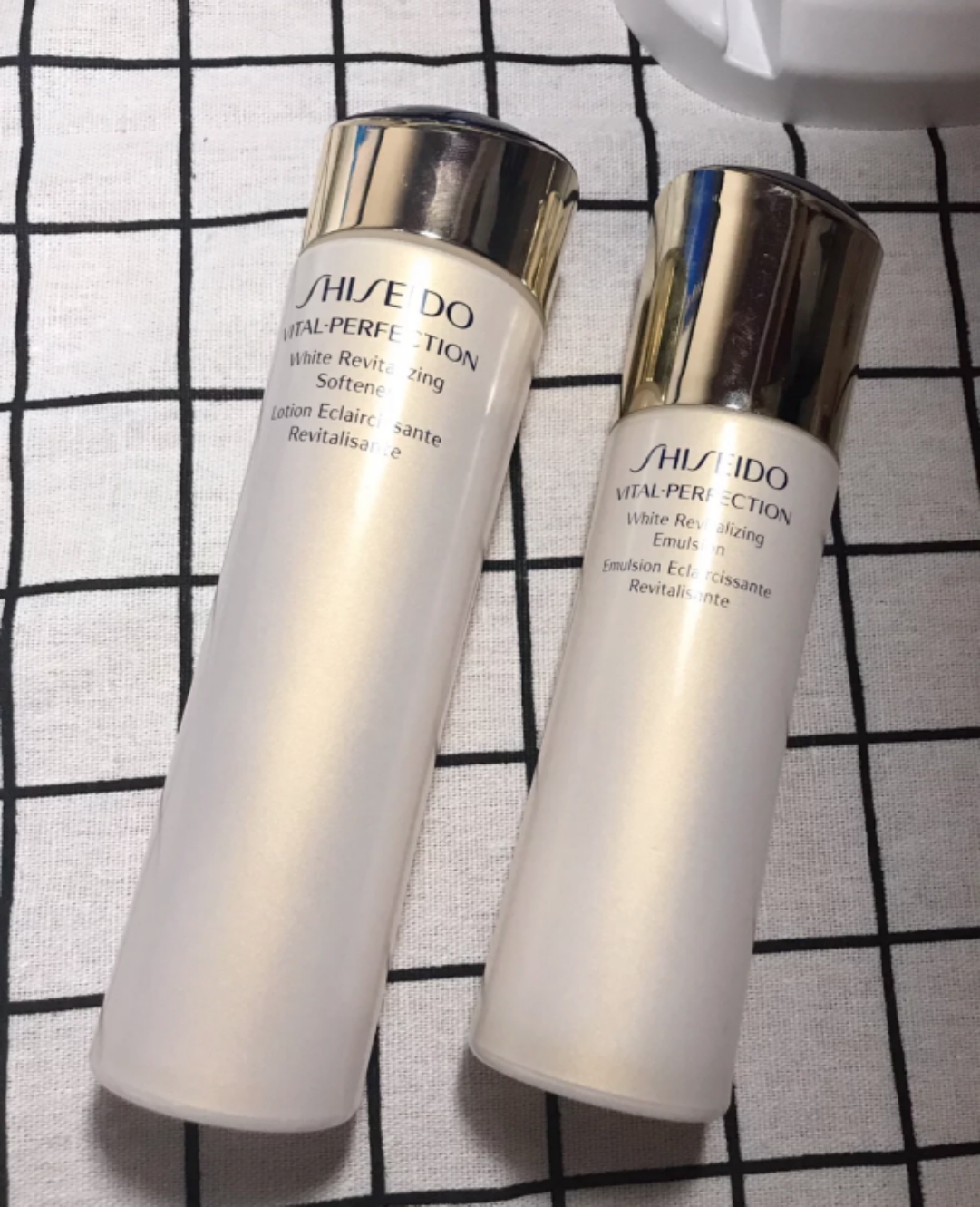 月入八千用什么护肤品,女性月入过万买什么护肤品