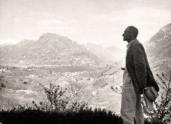 名著阅读红与黑,黑塞玻璃球游戏讲什么