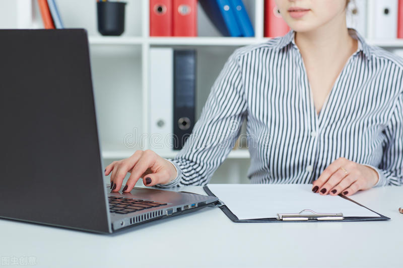 适合宝妈做的线上赚钱兼职副业,全职宝妈怎么通过副业挣钱