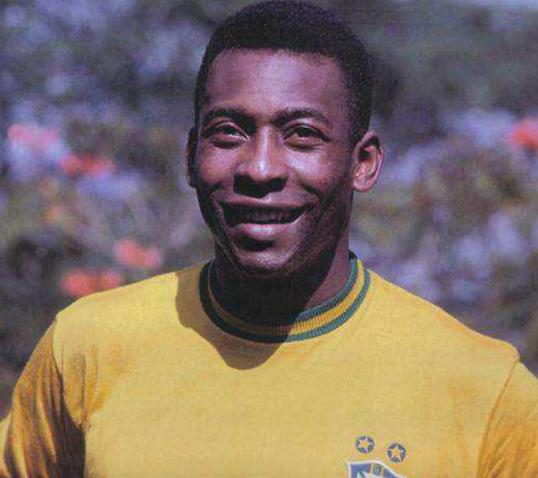 世界球星标志性过人技巧,罗纳尔多最牛逼的进球