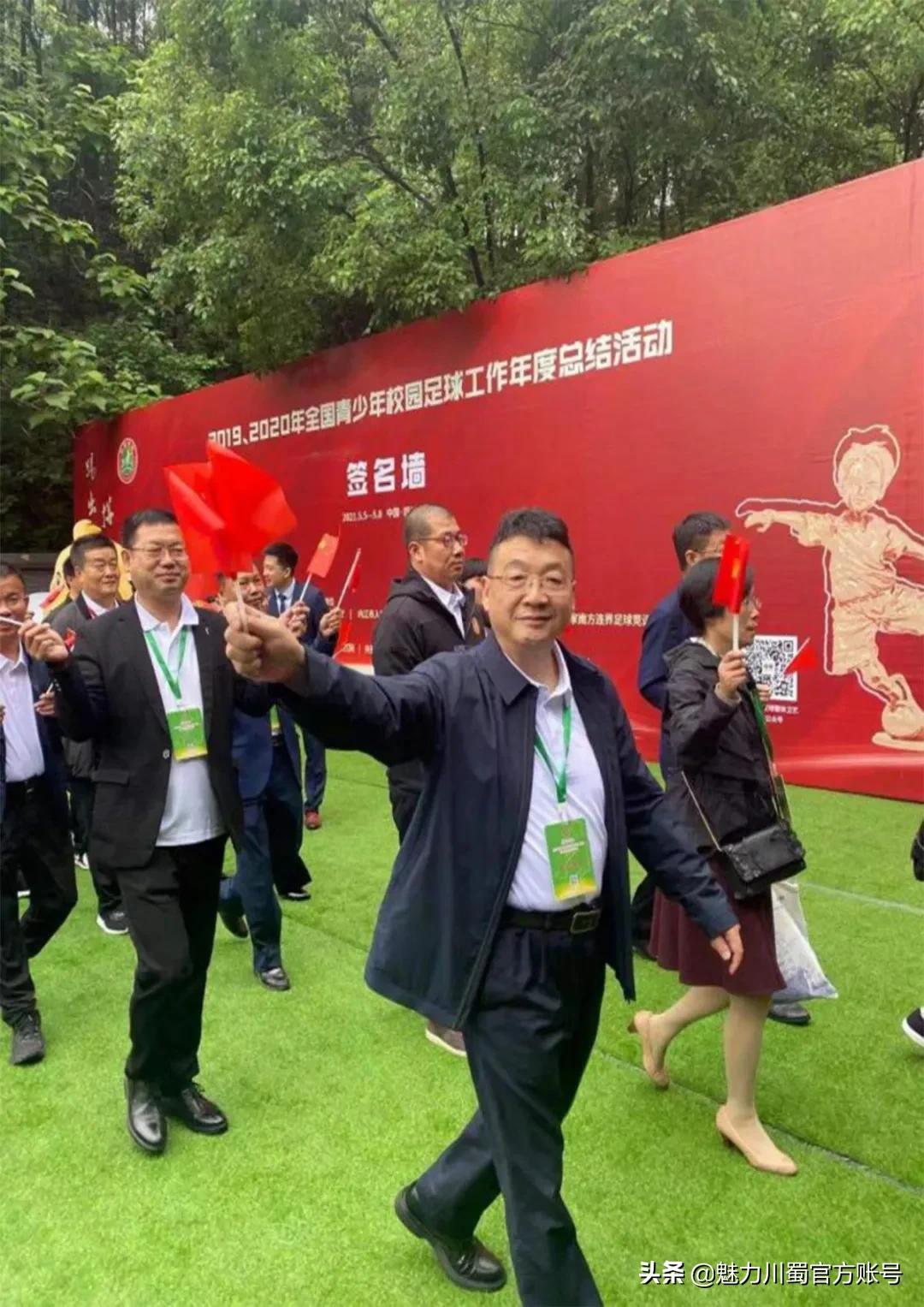 足球冠军夺冠高燃时刻,实况足球夺冠高光